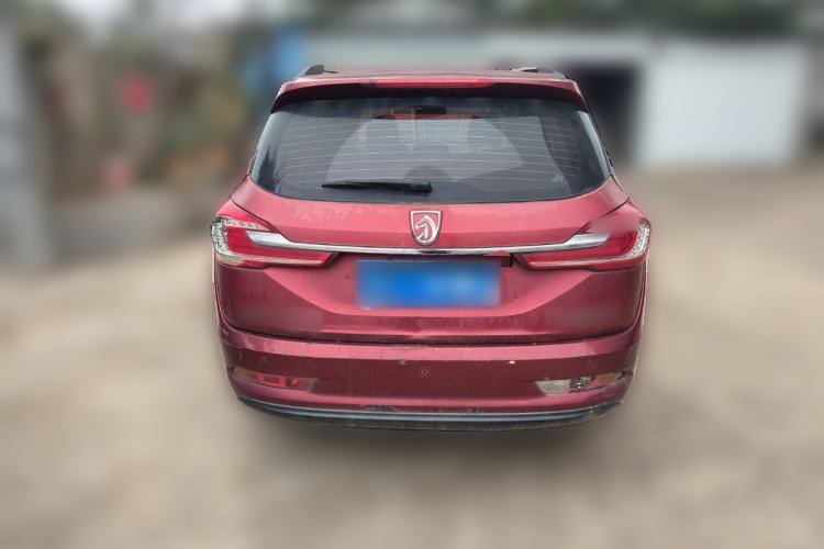 Used Baojun 310W 2017 1.5L Manual Fashion Model China V
