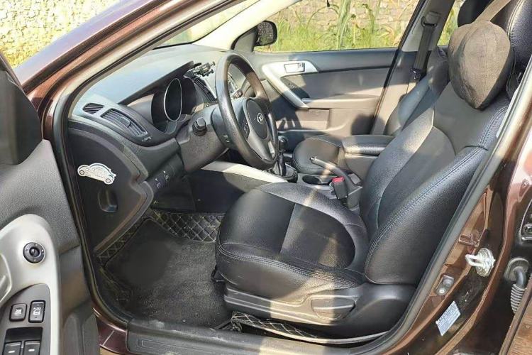 Used Kia Forte 2014 1.6L MT GL