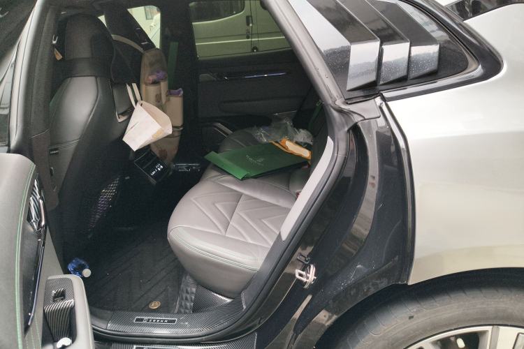 Used Zeekr 001 2022 Ultra-Long Range Dual-Motor YOU Version
