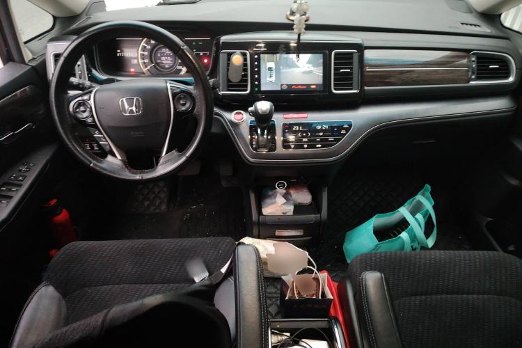 Used Honda Elysion 2016 2.4L Comfort Edition
