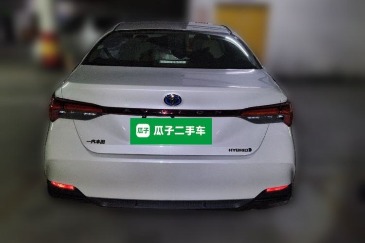 Used Toyota Avalon 2019 Dual-Engine 2.5L Luxury Edition China VI Standard
