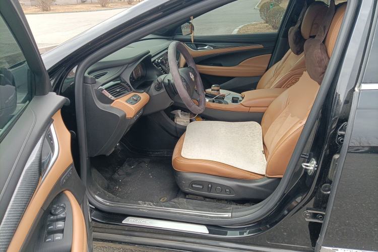 Used Buick LaCrosse 2018 28T Luxury Model