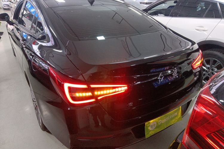 Used Hongqi H5 2022 Classic Model Facelift 1.5T DCT Qiyun Edition Rear