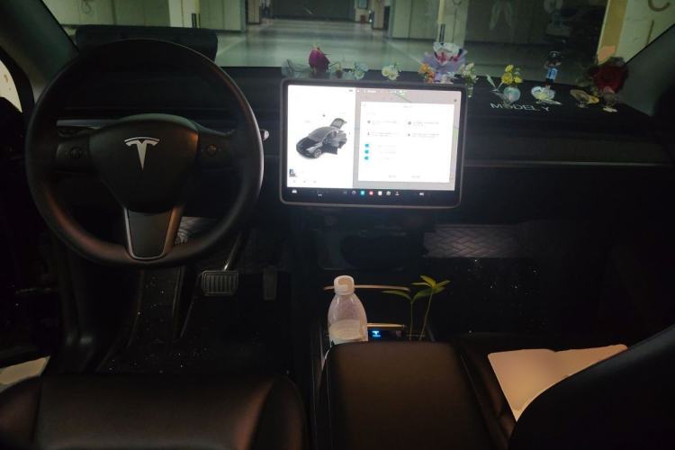 Used Tesla Model Y 2024 Rear-Wheel-Drive Version