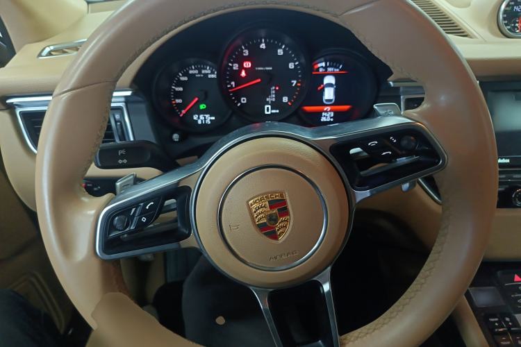 Used Porsche Macan 2014 Macan 2.0T
