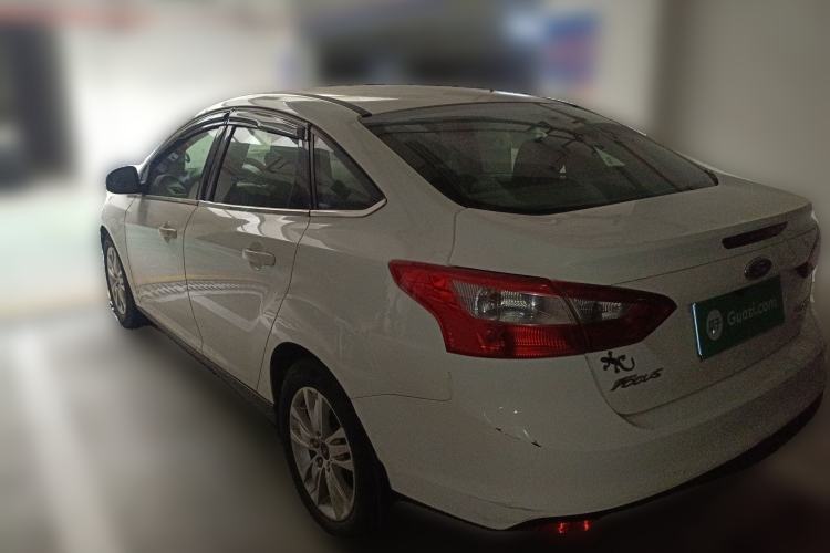 Used Ford Focus 2012 Sedan 1.6L Manual Comfort Model
