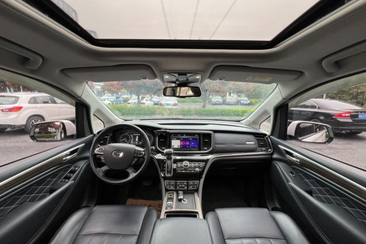 Used GAC Trumpchi M8 2019 320T Ultimate Edition Interior 1