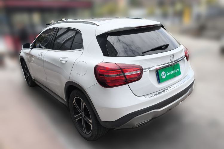 Used Mercedes-Benz GLA 2018 GLA 200 Fashion Model Rear Left 45 Deg