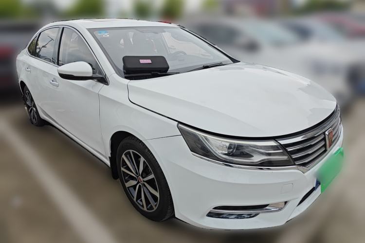 Used Roewe i6 2018 20T Automatic Flagship Edition Front Right 45 Deg
