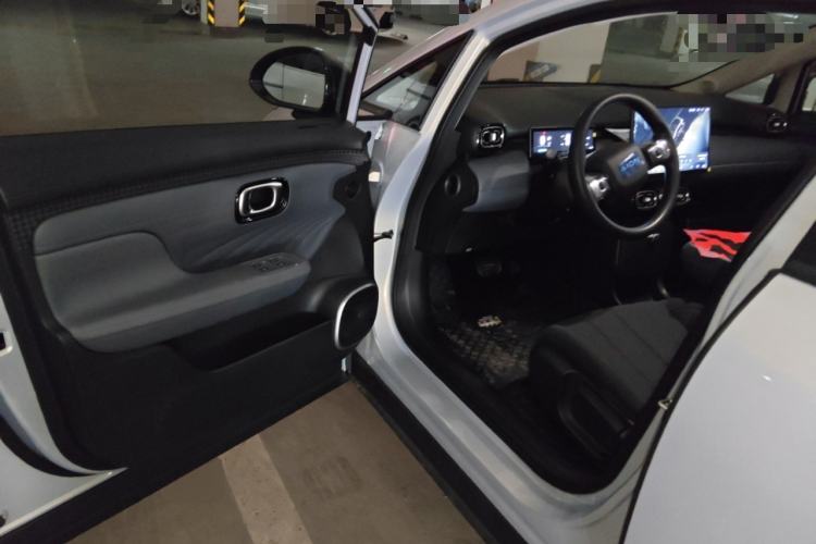 Used AION UT 2025 330 Starlight Edition