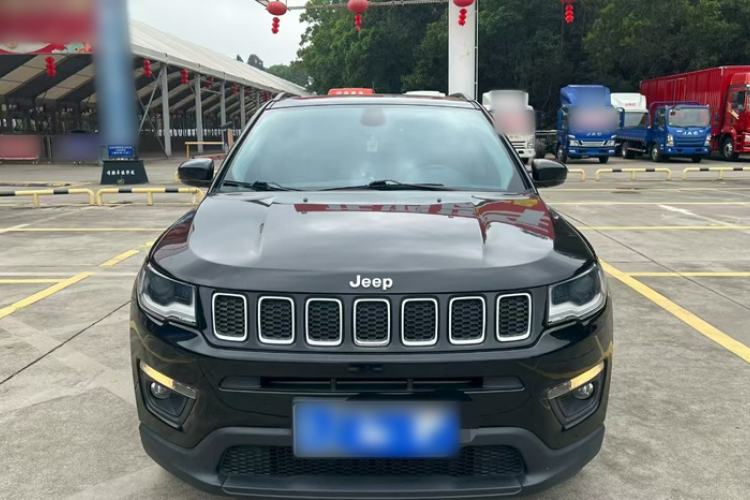 Used Jeep Compass 2017 200T Automatic Family Edition
