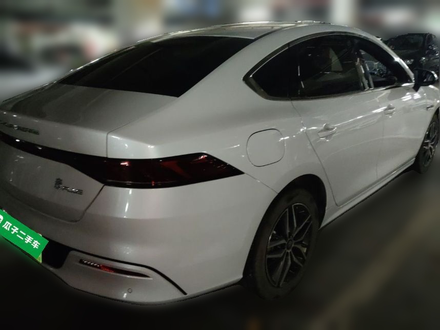 BYD Qin PLUS 2024 HONOR Edition DM-i 120KM Beyond Model — снимка 6