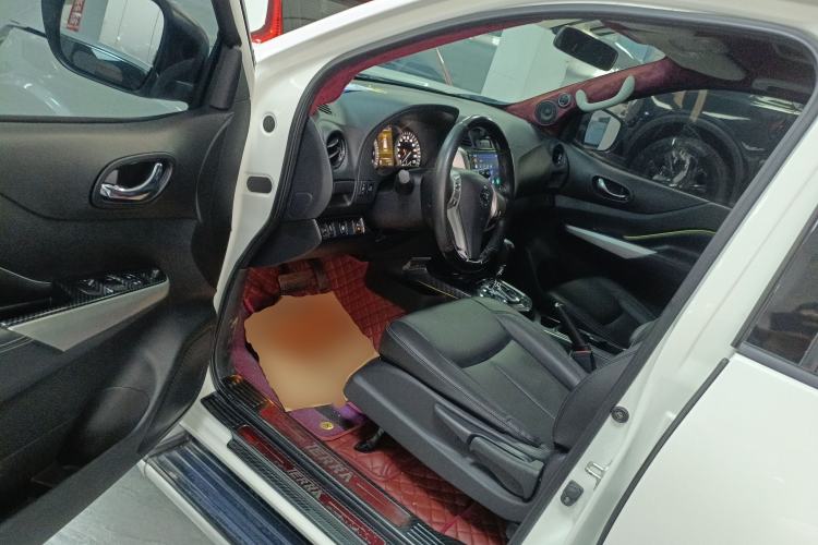 Used Nissan Terra 2020 2.5L XL Upper Automatic Two-Wheel Drive Luxury Edition
