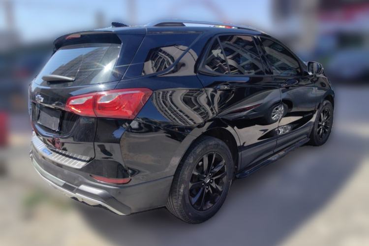 Used Chevrolet Equinox 2018 RS 550T Automatic All-Wheel-Drive Boundary Edition Rear Right 45 Deg