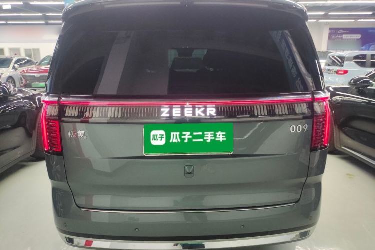 Used Zeekr 009 2024 Six-Seat Executive Version 4WD 108 kWh Rear