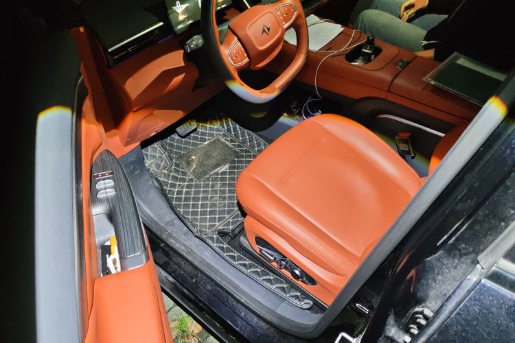 Used Dongfeng eπ eπ008 2025 636Ultra LikeYi Edition 6-Seater Driver Seat