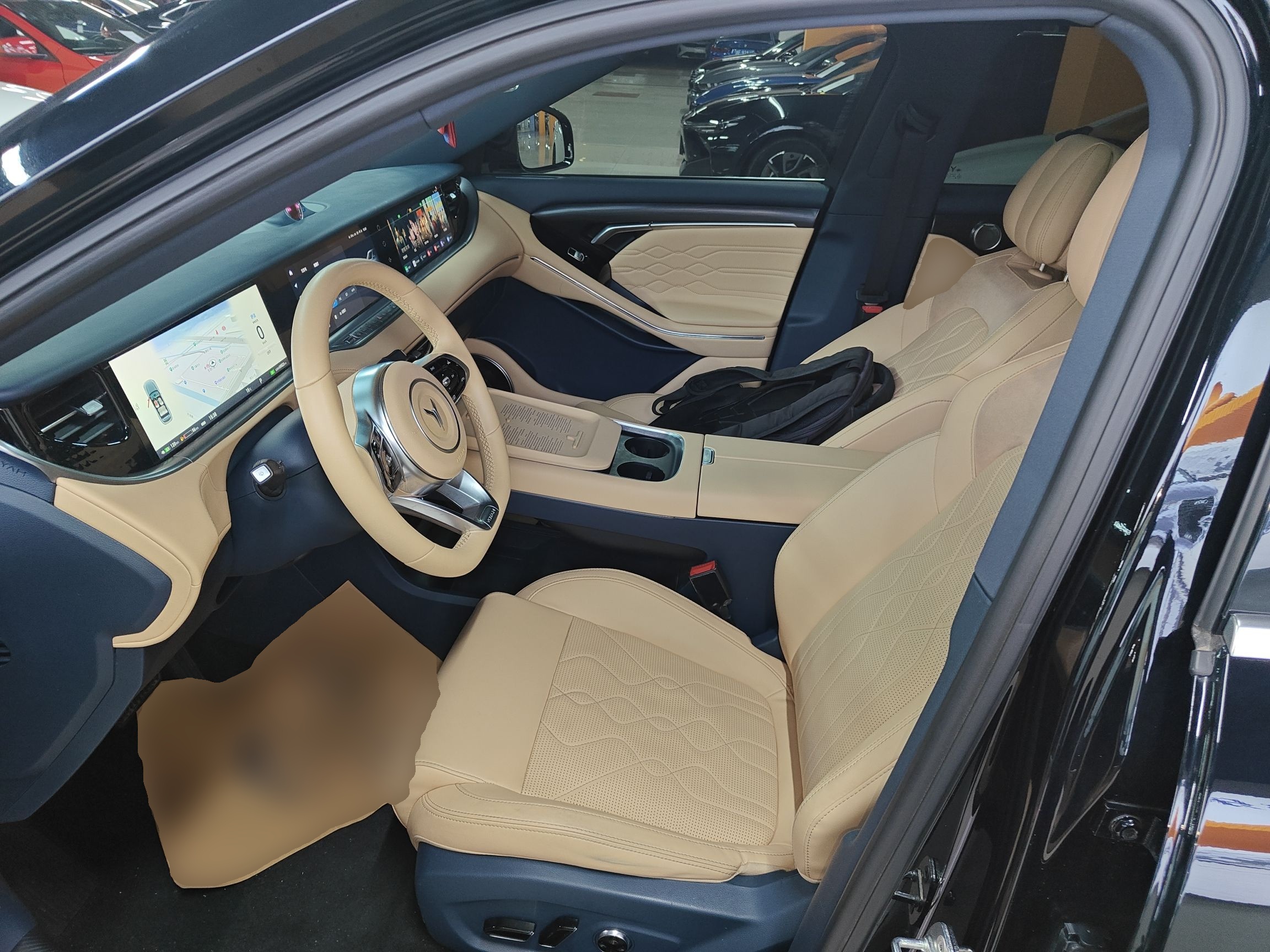 المقاعد الأمامية داخل السيارة