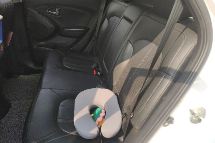 Used Hyundai ix35 2015 2.0L Automatic 2WD Smart Type China IV