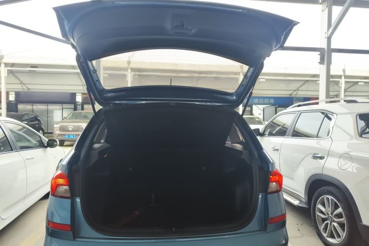 Used Skoda Kamiq 2018 1.5L Automatic Comfort Edition China VI Standard Trunk