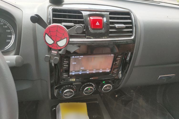 Used Great Wall Wingle 5 2014 2.4L European Version Two-Wheel Drive Entry-Level Big Double-Cab 4G69S4N
