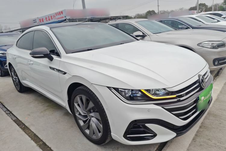 Used Volkswagen FAW-Volkswagen CC 2024 380TSI Striking All-Encompassing Edition Front Right 45 Deg