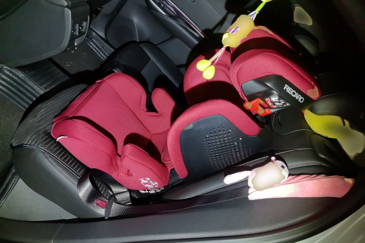 Used Cadillac XT4 2020 28T Two-Wheel Drive Tech Version Left Rear Seat