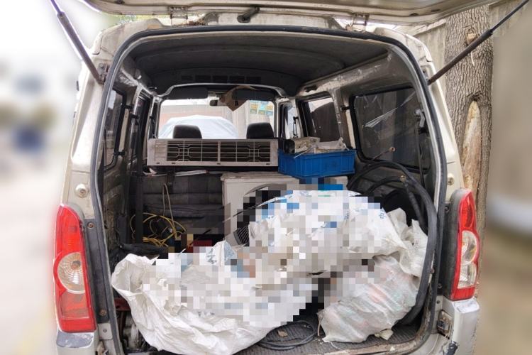 Used Wuling Rongguang 2011 1.2L Base Version
