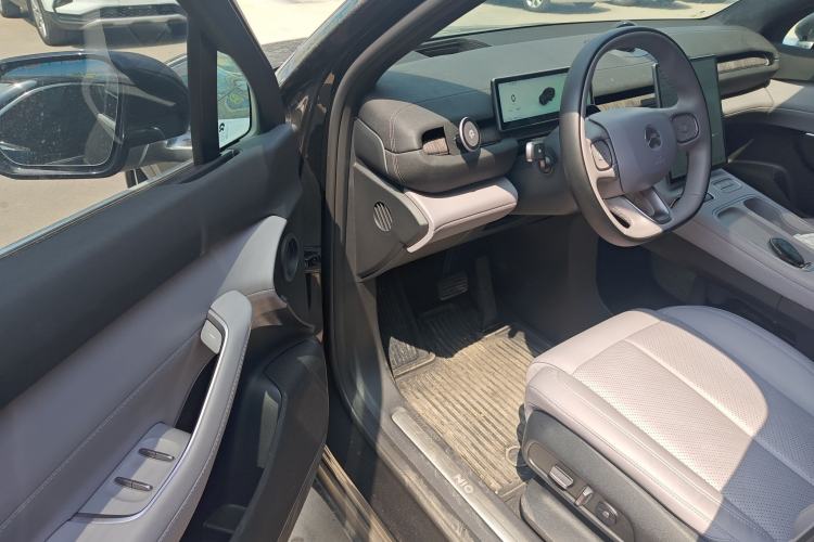 Used Nio ES6 2024 75 kWh Driver Seat