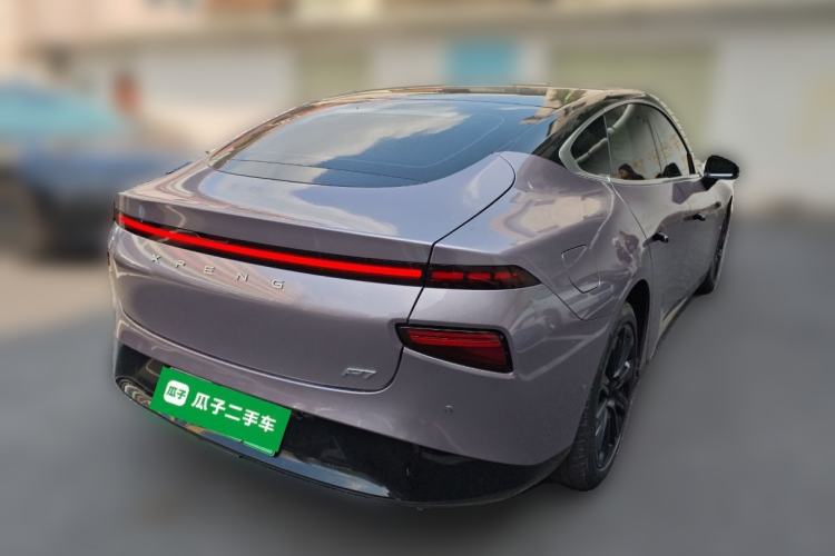 Used XPeng P7 2022 480E+ Rear Right 45 Deg