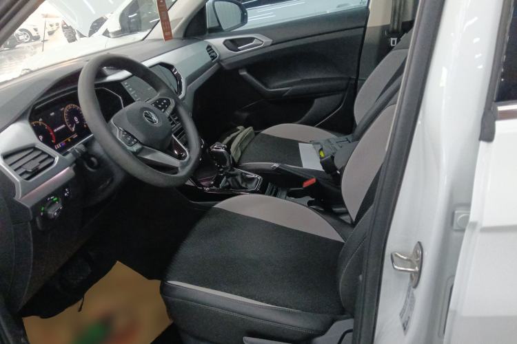 Used Volkswagen Tacqua 2023 200TSI DSG Joy-Connect Edition
