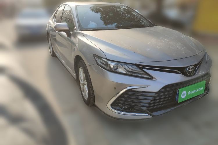 Used Toyota Camry 2021 2.0G Luxury Edition
