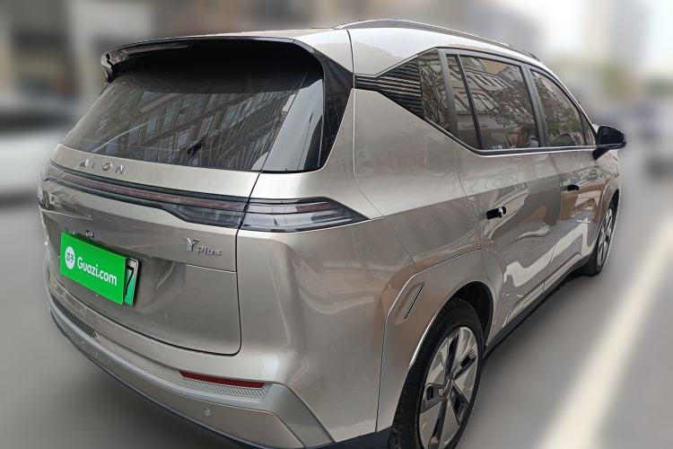 Used AION Y 2023 Younger Exterior 5