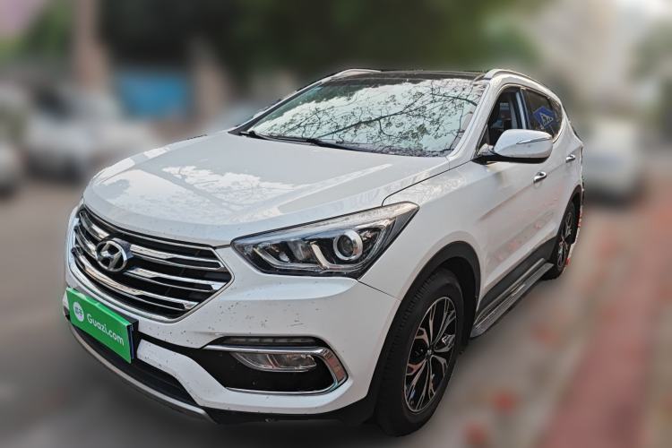 Used Hyundai Santa Fe 2017 2.0T Automatic All-Wheel Drive Smart 7-Seater