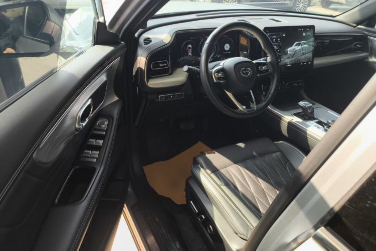 Used GAC Trumpchi GS8 2022 Linghang Series 2.0 TGDI Two-Wheel-Drive Luxury Smart Connectivity Version (7 Seats) Driver Seat