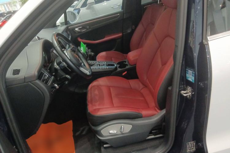 Used Porsche Macan 2021 Macan 2.0T