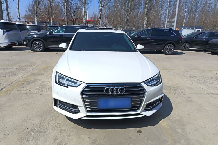 Used Audi A4L 2019 40 TFSI Ambition Version China V