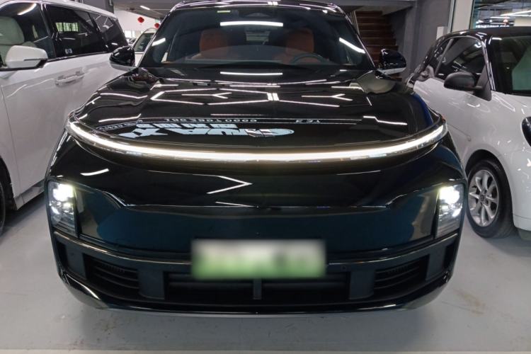 Used Li Auto L8 2024 Pro Model Front