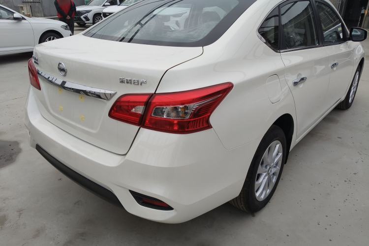 Used Nissan Sylphy 2024 Facelifted Three Classic 1.6XE CVT Comfort Edition Exterior 3