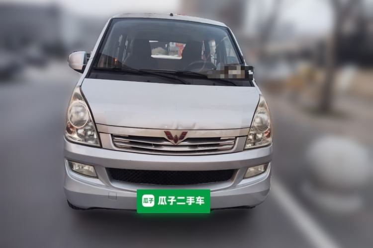 Used Wuling Rongguang 2014 1.2L S Base Model
