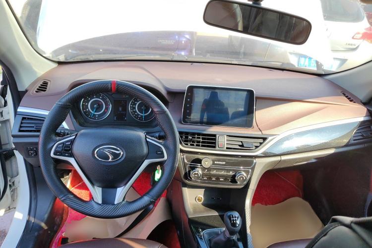 Used Soueast A5 Wing Dance 2019 1.5L Manual Luxury Edition China V Standard