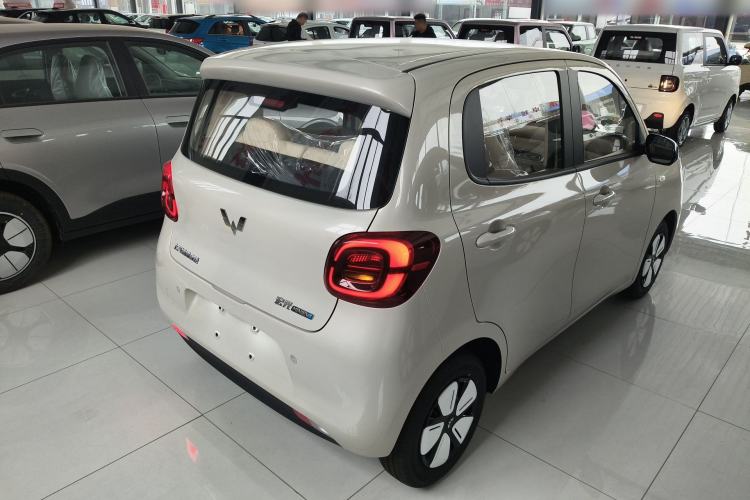 Used Wuling Hongguang MINIEV 2025 Four-Door Version Advanced Edition Rear Right 45 Deg