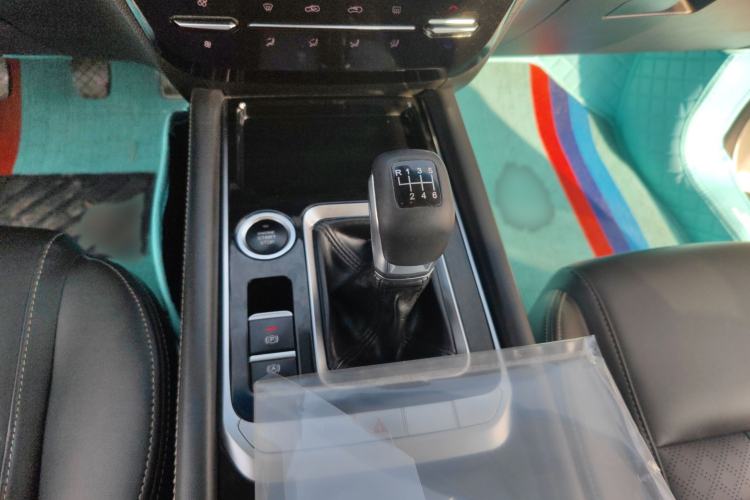 Used JETOUR X90 2019 1.5T Manual Smart Enjoyment Version 5 Seats China VI Standard
