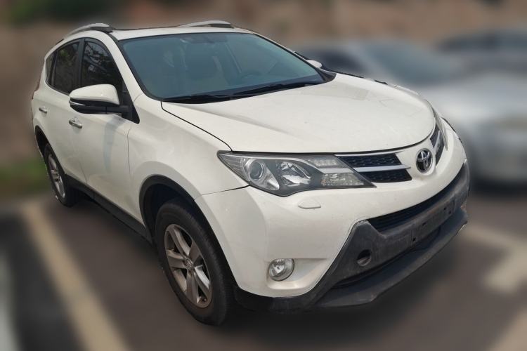 Used Toyota RAV4 2013 2.5L Automatic 4x4 Elite Edition Front Right 45 Deg