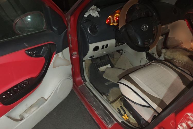 Used JAC Group Tongyue RS 2012 Cross 1.3L Manual Luxury Model
