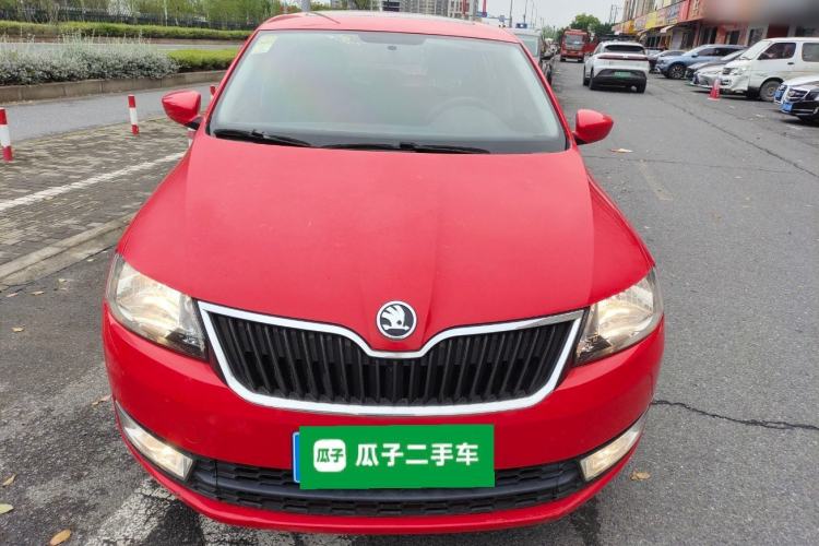 Used Skoda Rapid Spaceback 2014 1.6L Automatic Enjoyment Edition Front