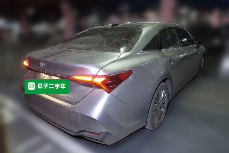 Used Toyota Avalon 2019 Dual-Engine 2.5L XLE Prestige Version China VI Standard