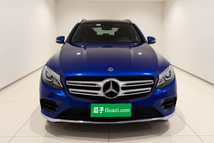 Used Mercedes-Benz GLC 2018 Facelift GLC 260 4MATIC Luxury Edition Exterior 1