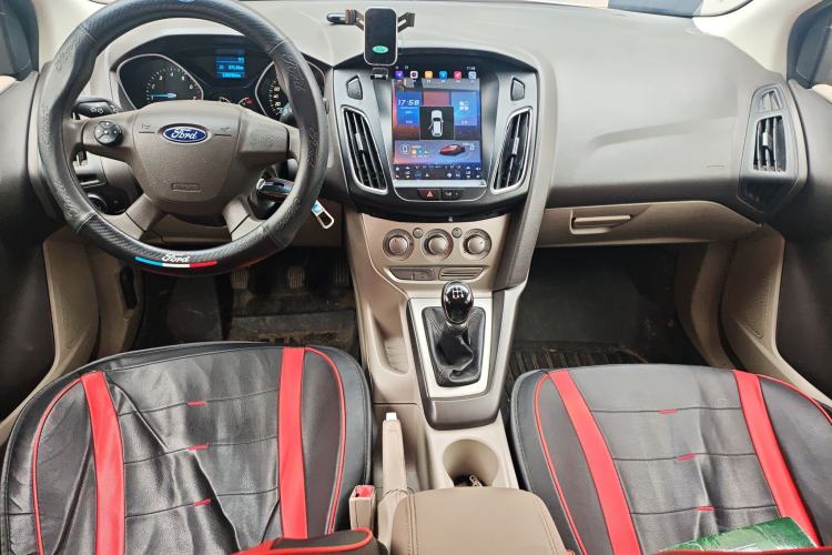 Used Ford Focus 2012 Sedan 1.6L Manual Comfort Model