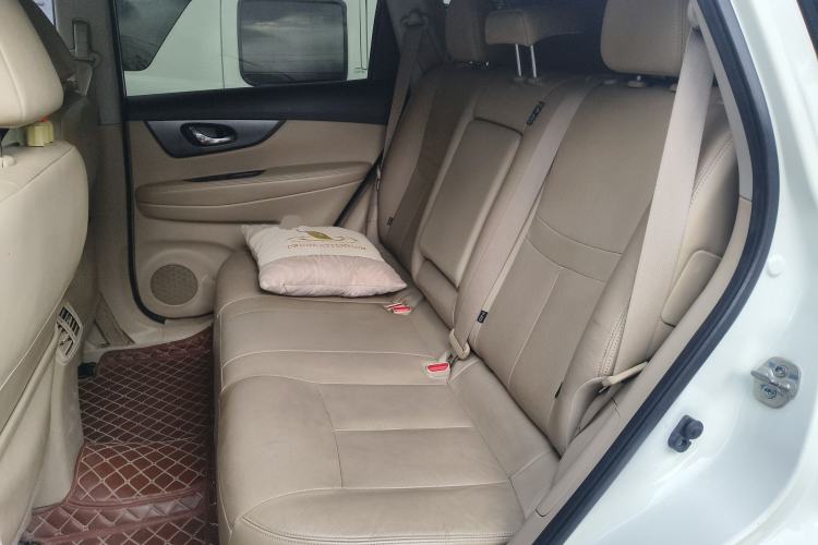 Used Nissan X-Trail 2014 2.0L CVT Comfort Edition 2WD Left Rear Seat