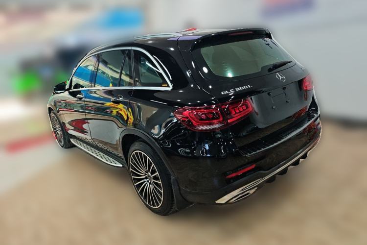 Used Mercedes-Benz GLC 2020 GLC 300 L 4MATIC Luxury Model Rear Left 45 Deg